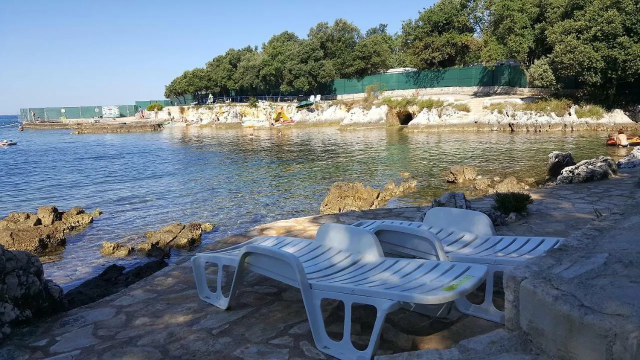 Apartments Slavica Funtana